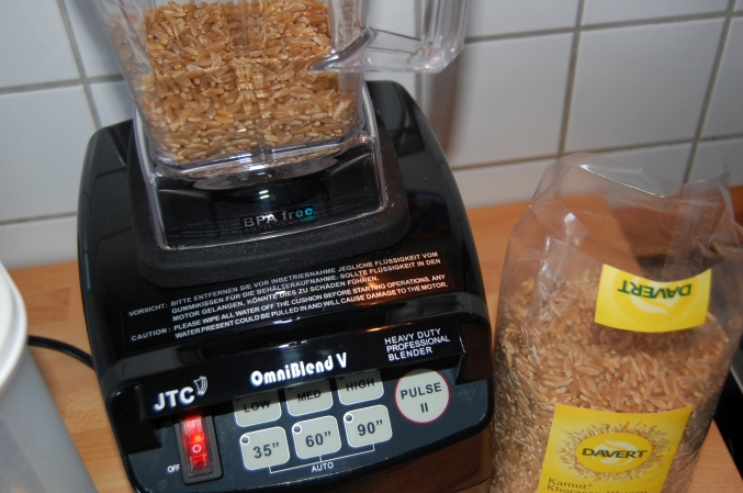 getreide selber mahlen im omniblend v mixer Küchensieb Test ~ getreide selber mahlen im omniblend v mixer